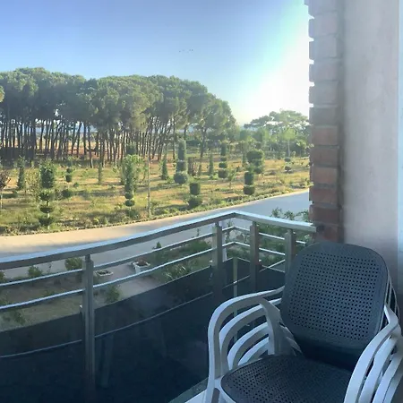 N10 Fishta Couples Apartmán
